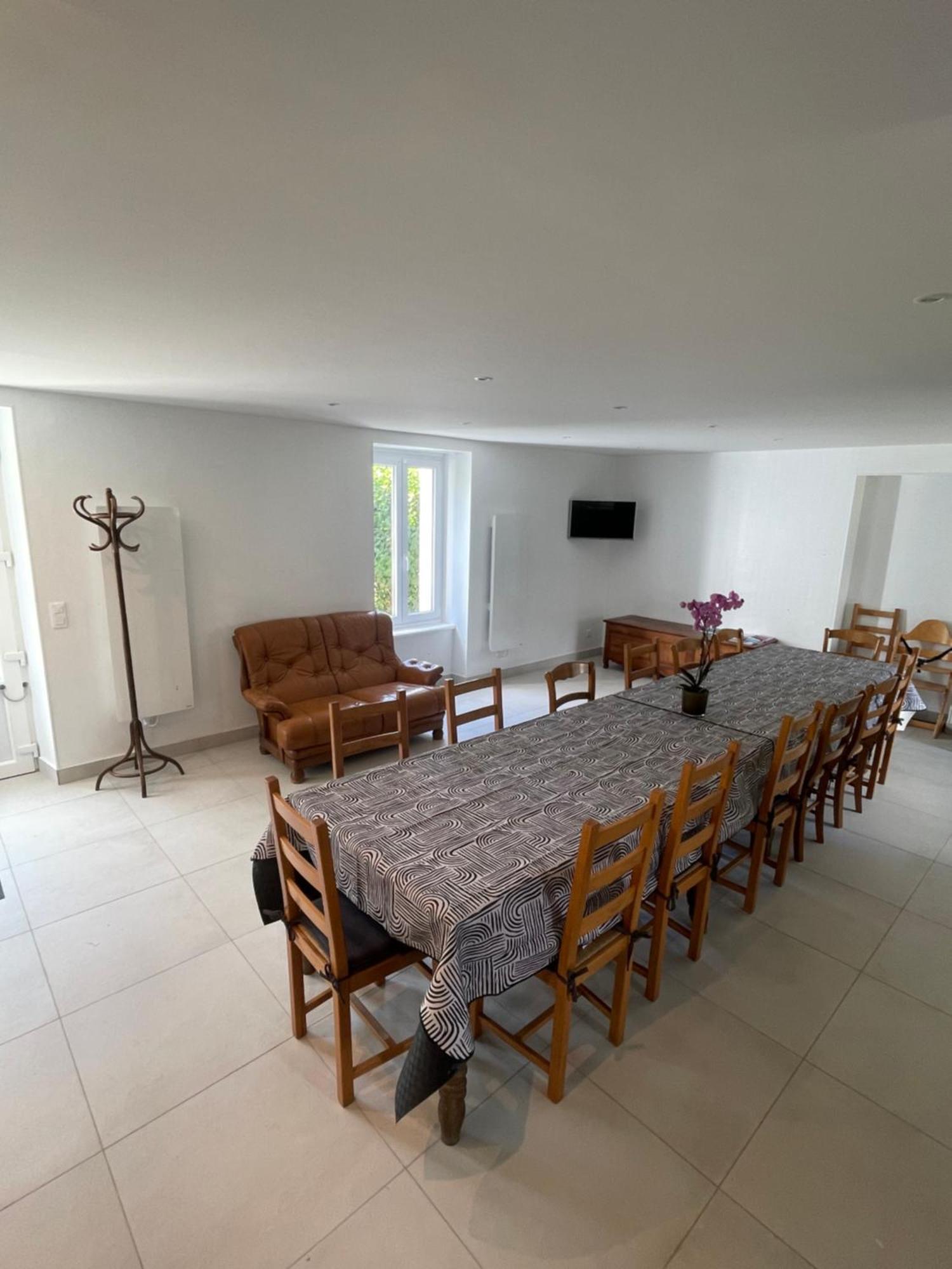 Au Pied Leve Hotel Calorguen Екстериор снимка