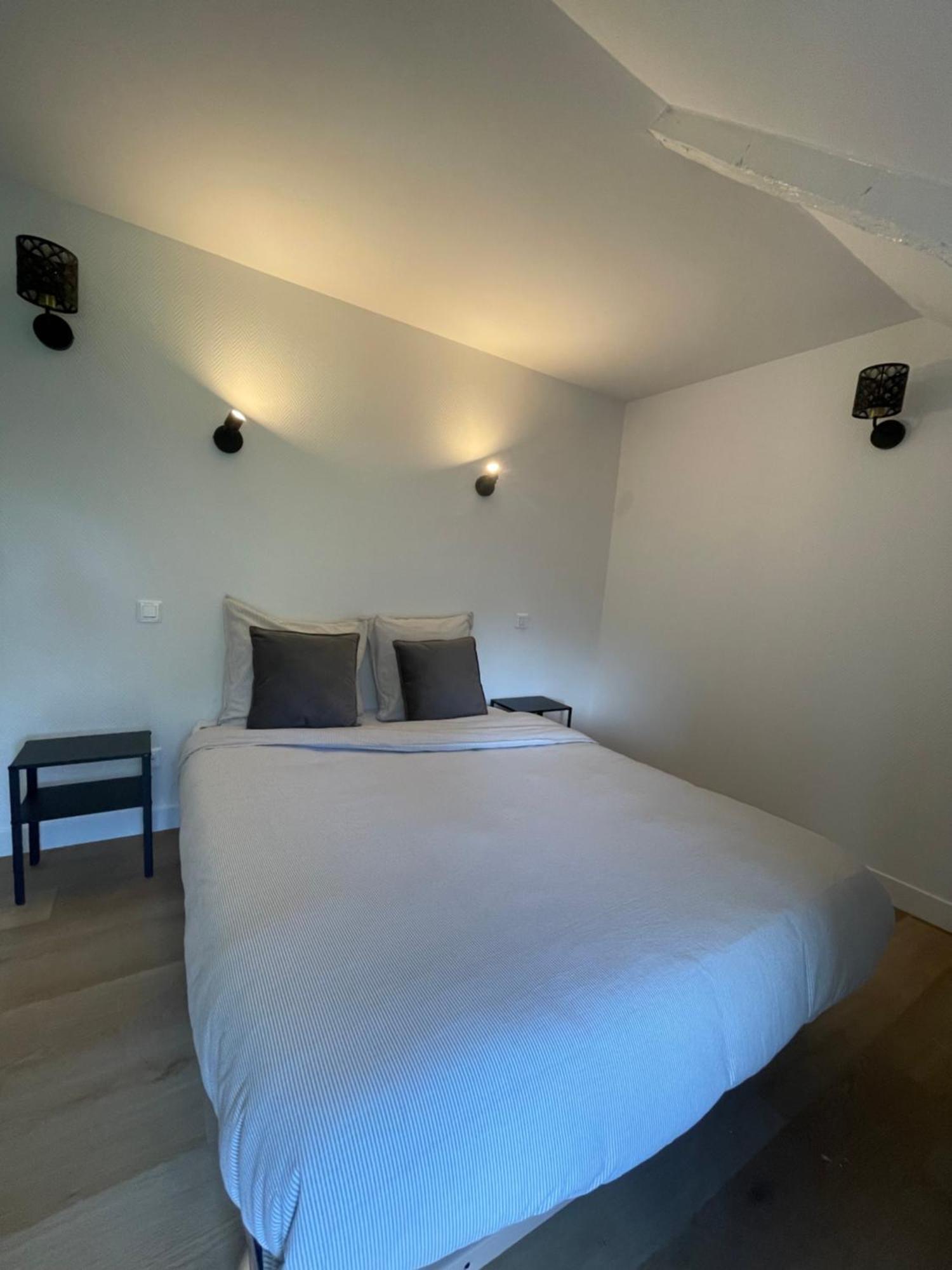 Au Pied Leve Hotel Calorguen Стая снимка